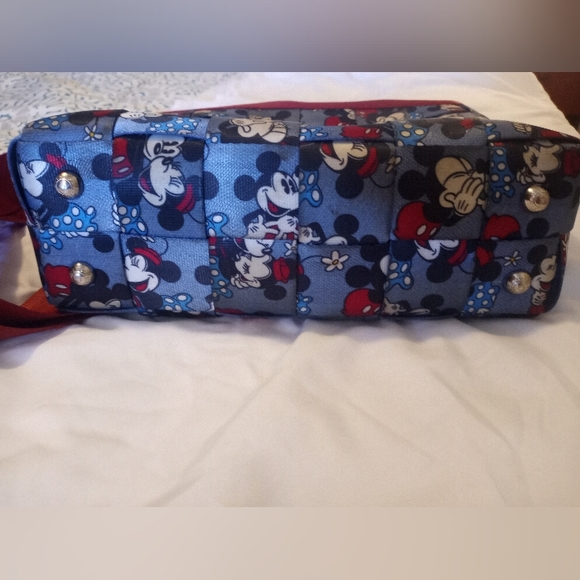 Harveys Disney Couture Mickey Loves Minnie handbag - Picture 4 of 6